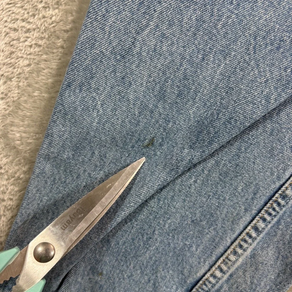 Vintage Y2K Levi's 550 Jeans Men 40x30 Light Wash‎ Relaxed Fit Tapered Denim